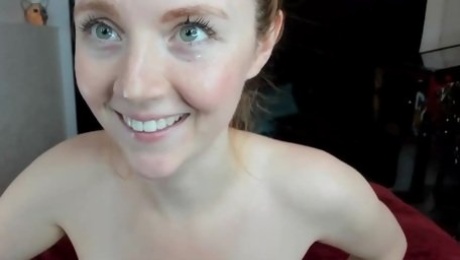 Redhead TeenShow